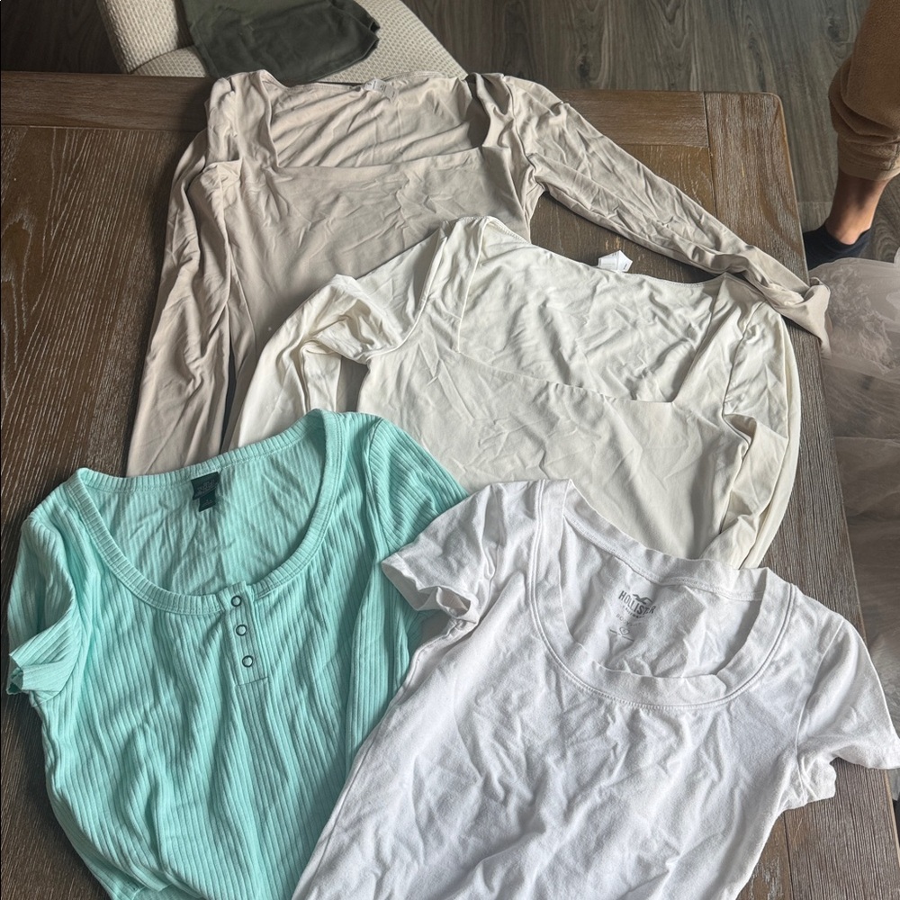 Set of Four Long Sleeve and Short Sleeve Tops